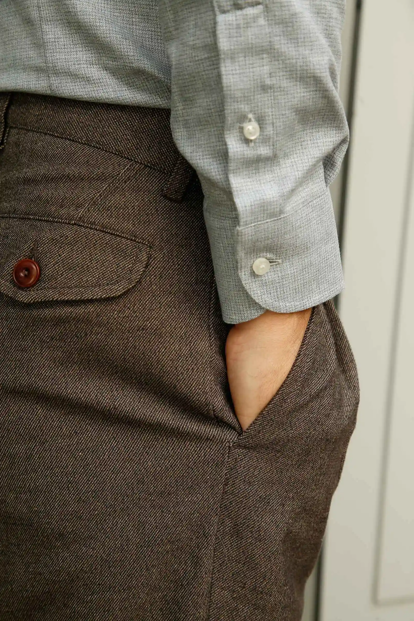 AARON – Pincée – Grise