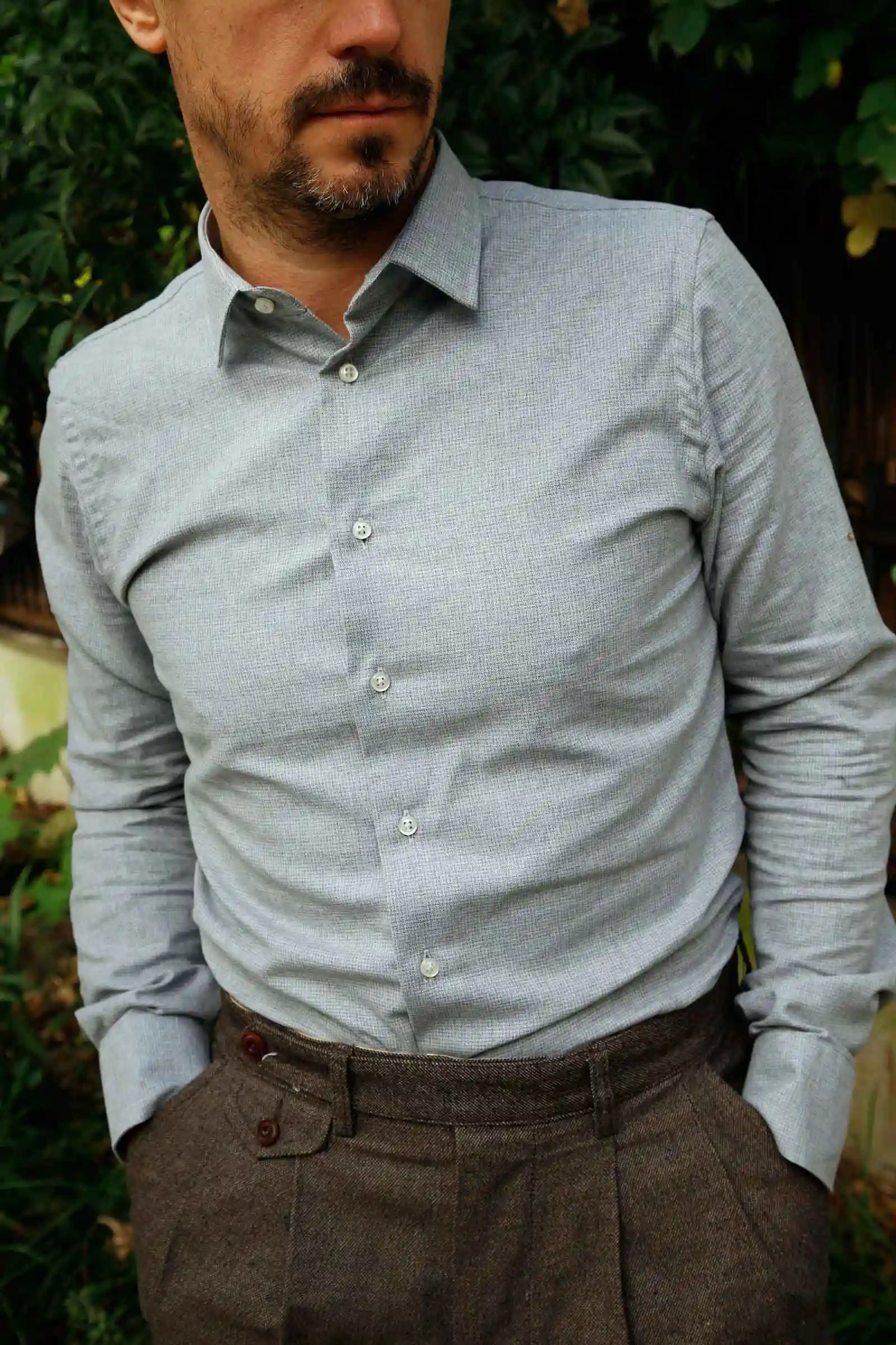 AARON – Pincée – Grise
