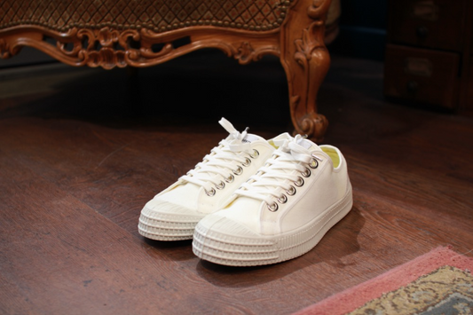 STAR MASTER – White