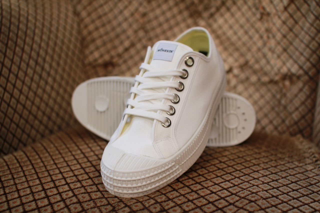 STAR MASTER – White